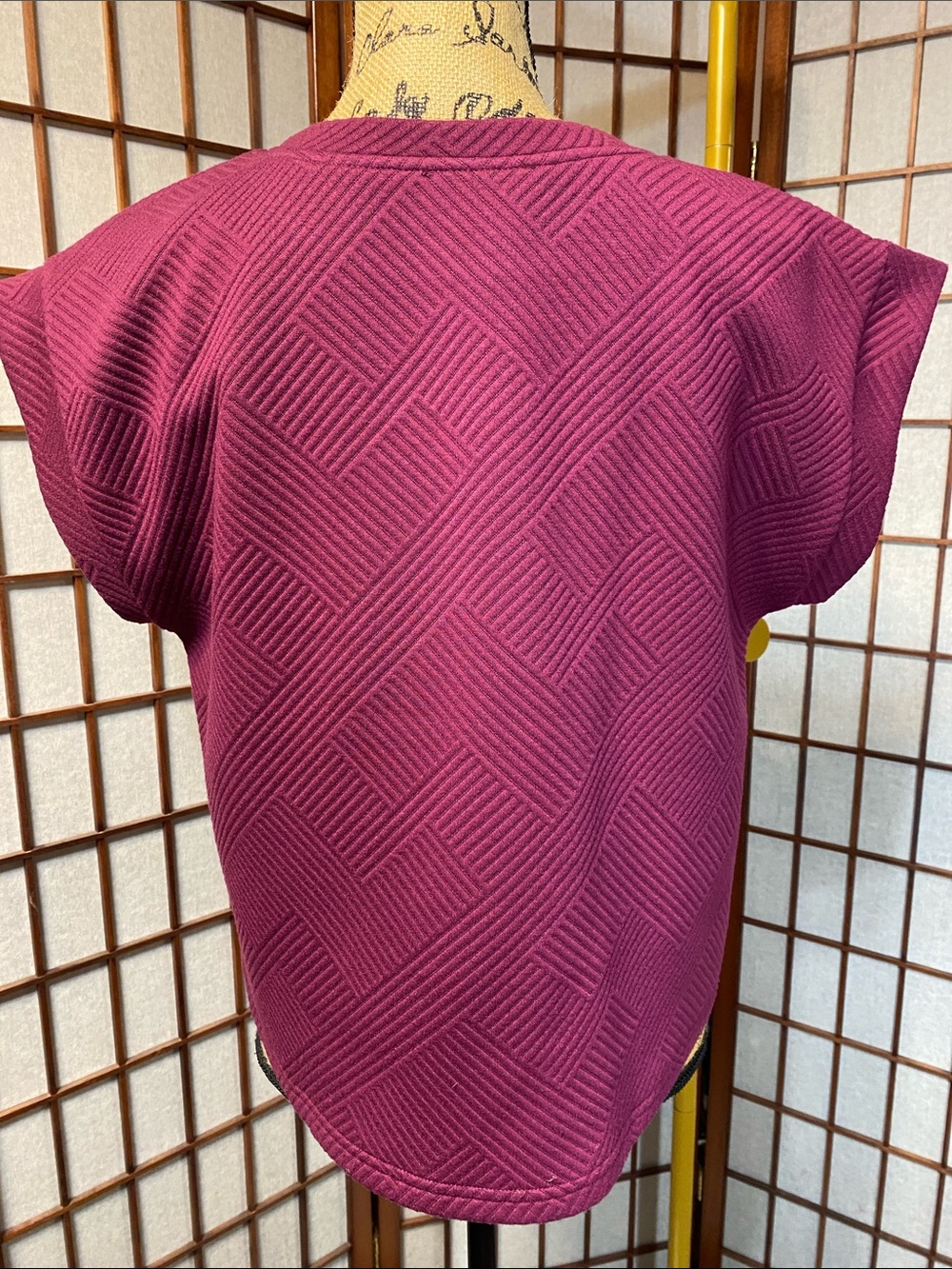 Entro Boxy Textured Top - Picture 5 of 5